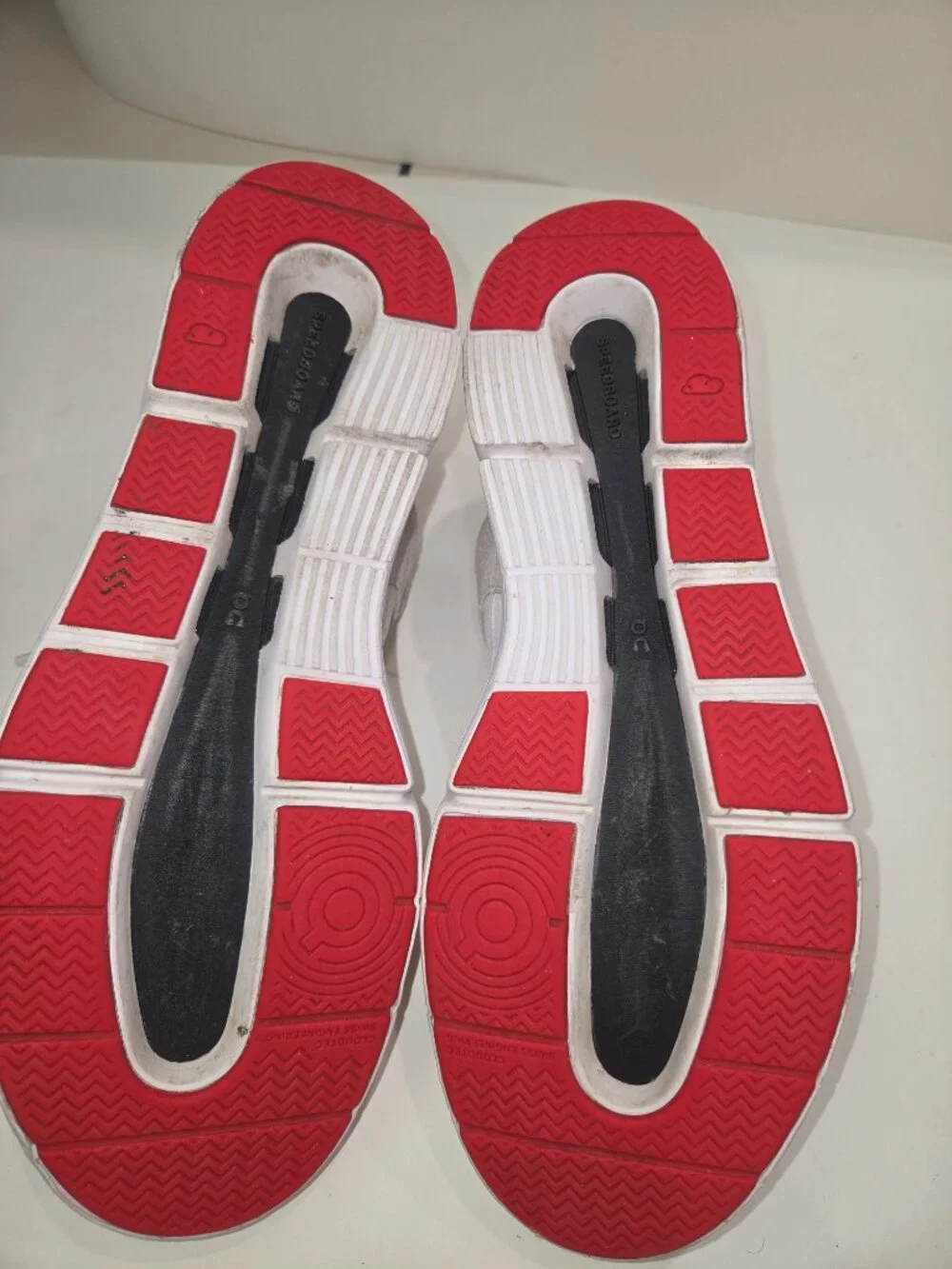 On Cloud Rogers Swiss Engineering US M9 / EU 42.5 Shoe / UK 8.5 White/Red - Picture 7 of 7